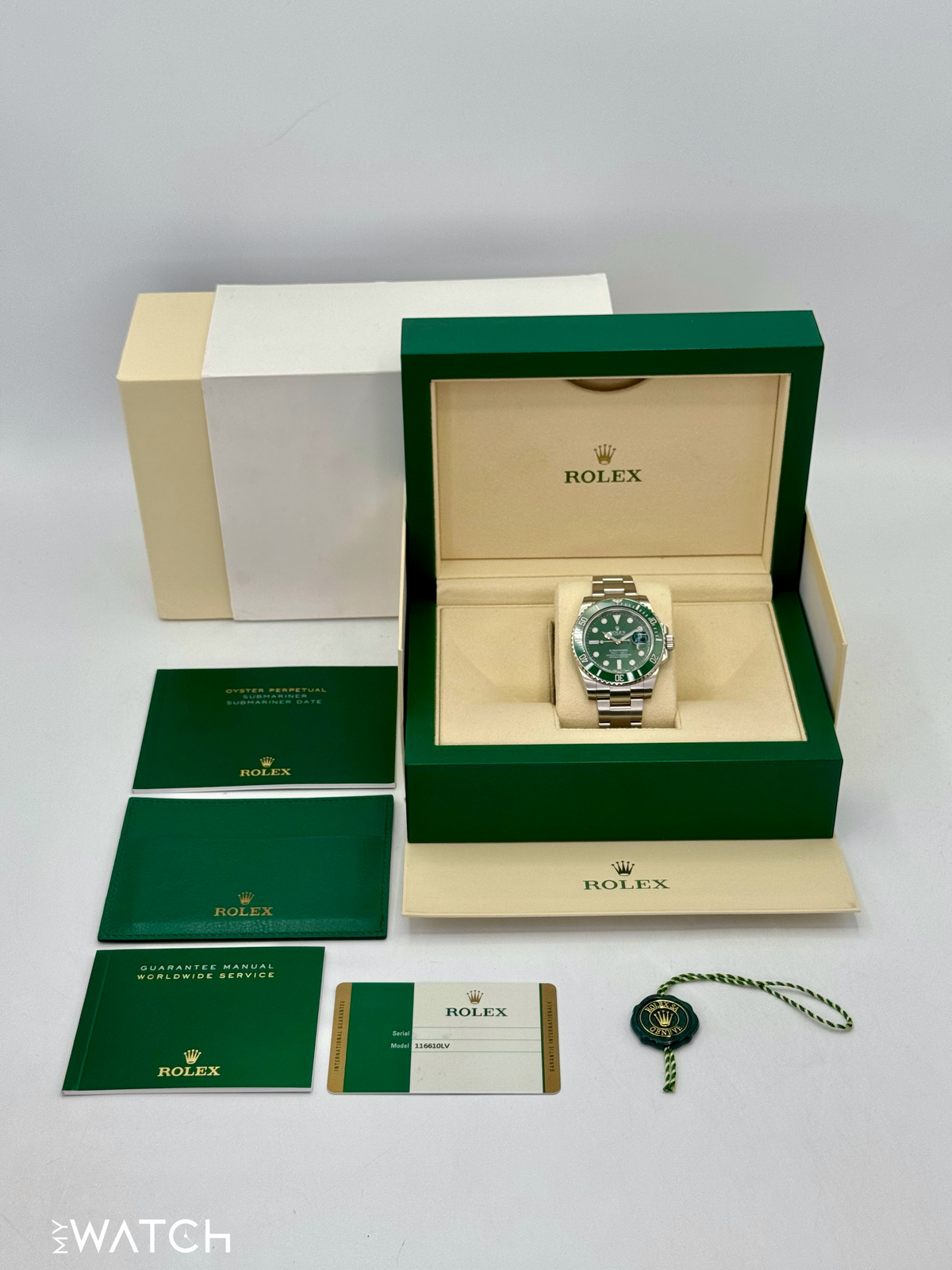 2016 Rolex Submariner “Hulk” 40mm 116610LV Green Dial
