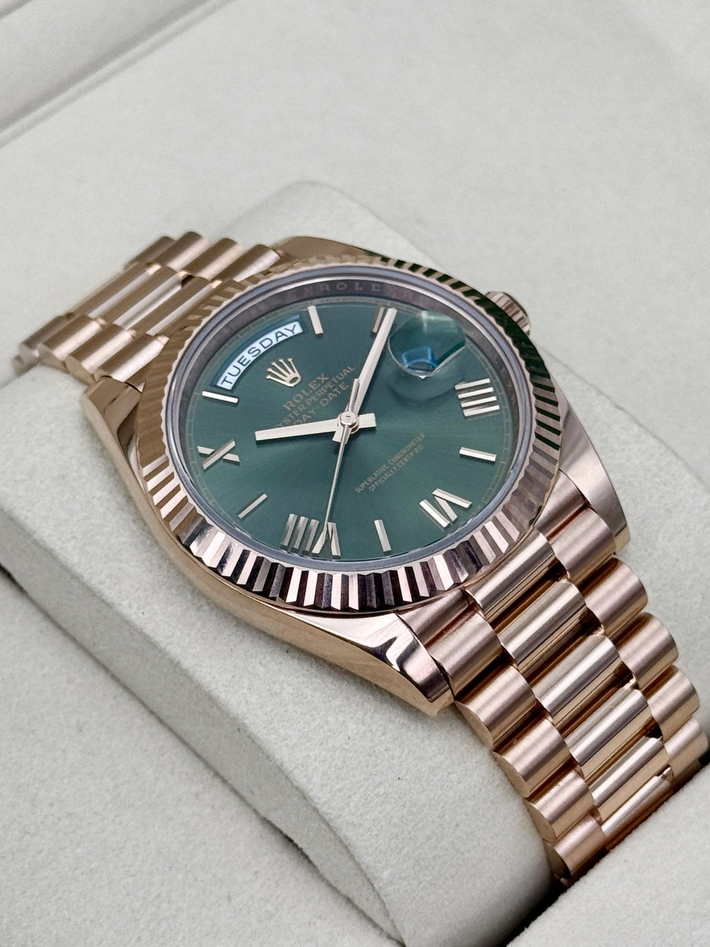 NEW 2025 Rolex Day-Date 40mm 228235 Presidential Rose Gold Olive Green Dial