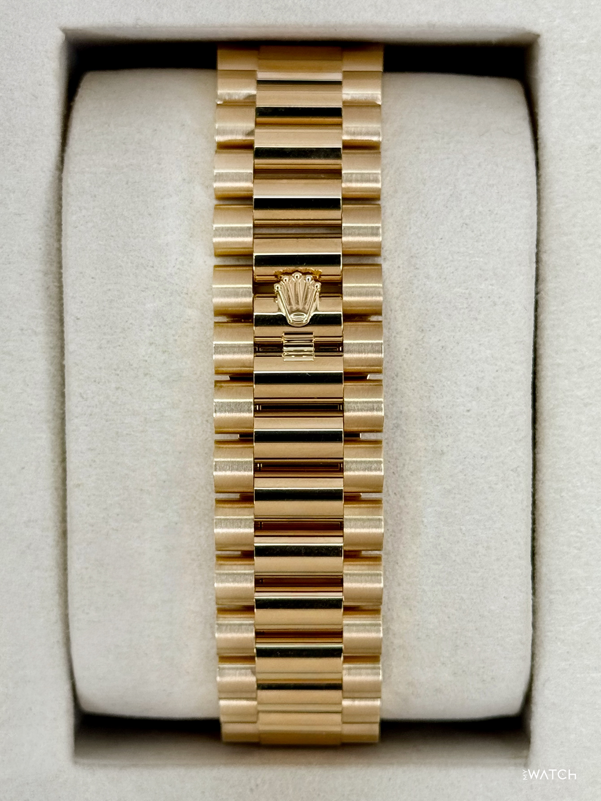 NEW 2026 Rolex Day-Date 40mm 228238 Champagne Diamond Baguette Dial