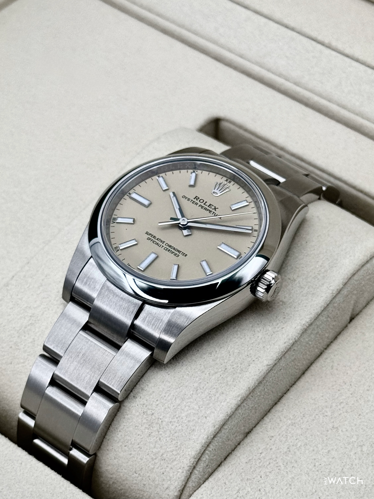 NEW 2026 Rolex Oyster Perpetual 34mm 124200 Stainless Steel Beige Dial