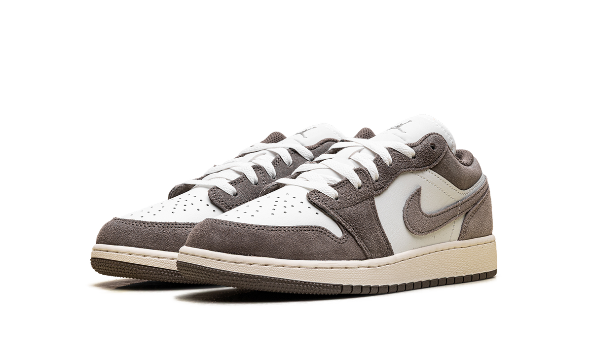 Jordan 1 Low GS "Olive Grey Enigma Stone" 553560 026