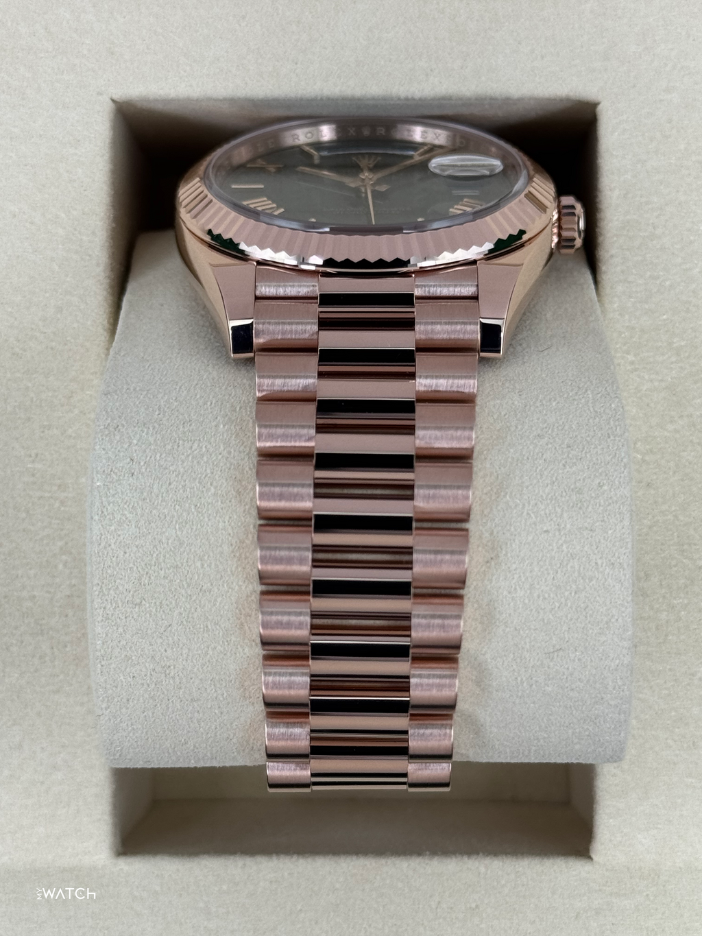 NEW 2026 Rolex Day-Date 40mm 228235 Presidential Rose Gold Olive Green Dial