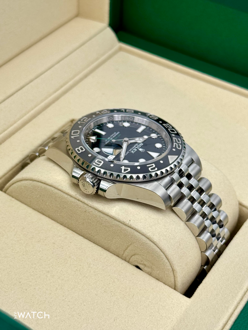 NEW 2025 Rolex GMT-Master II "Bruce Wayne" 40mm 126710GRNR Jubilee (STICKERED)