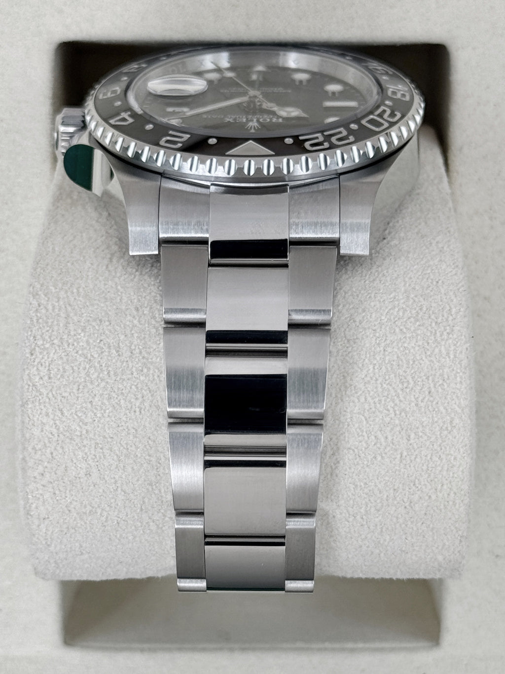 NEW 2026 Rolex GMT-Master II Bruce Wayne 40mm 126710GRNR Oyster (NEW STYLE CARD)