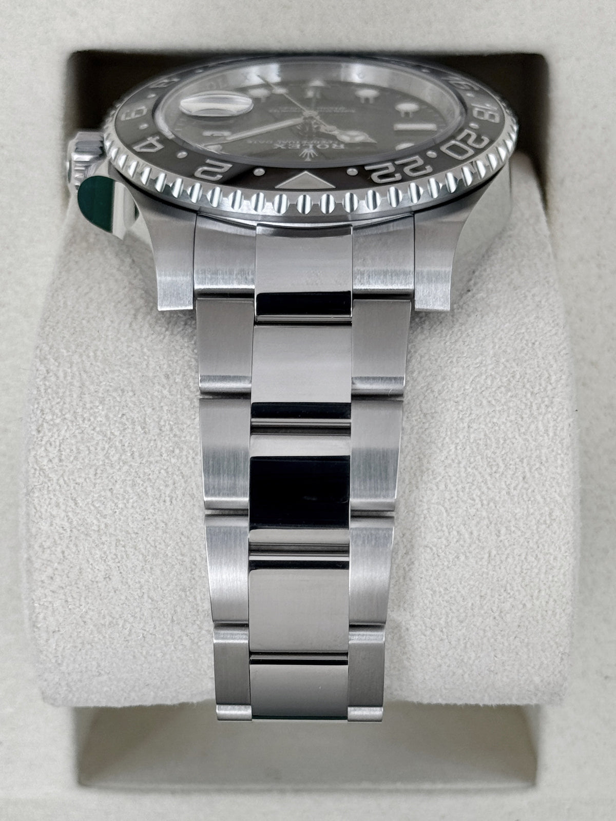 NEW 2026 Rolex GMT-Master II Bruce Wayne 40mm 126710GRNR Oyster (NEW STYLE CARD)