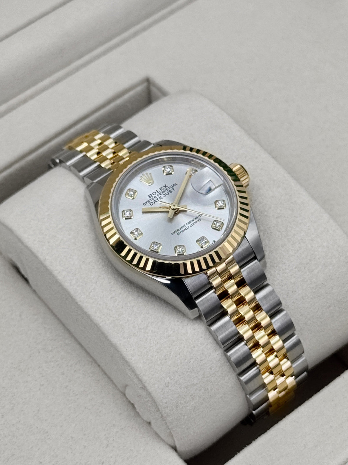 NEW 2026 Rolex Lady Datejust 28mm 279173 Two-Tone Jubilee Silver Diamond Dial