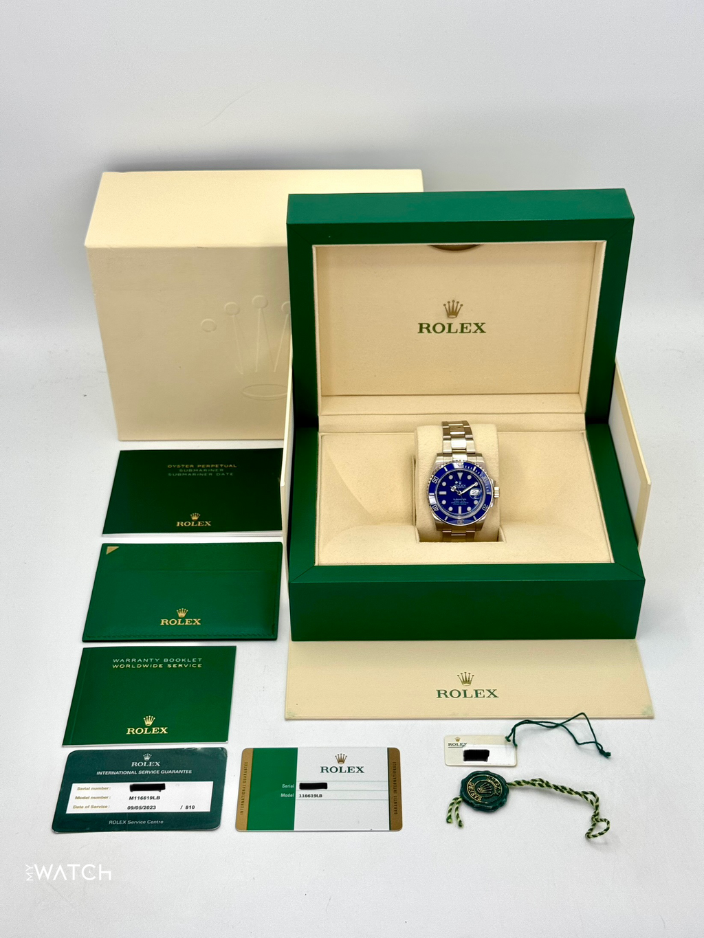 2018 Rolex Submariner "Smurf" 40mm 116619LB White Gold Blue Dial