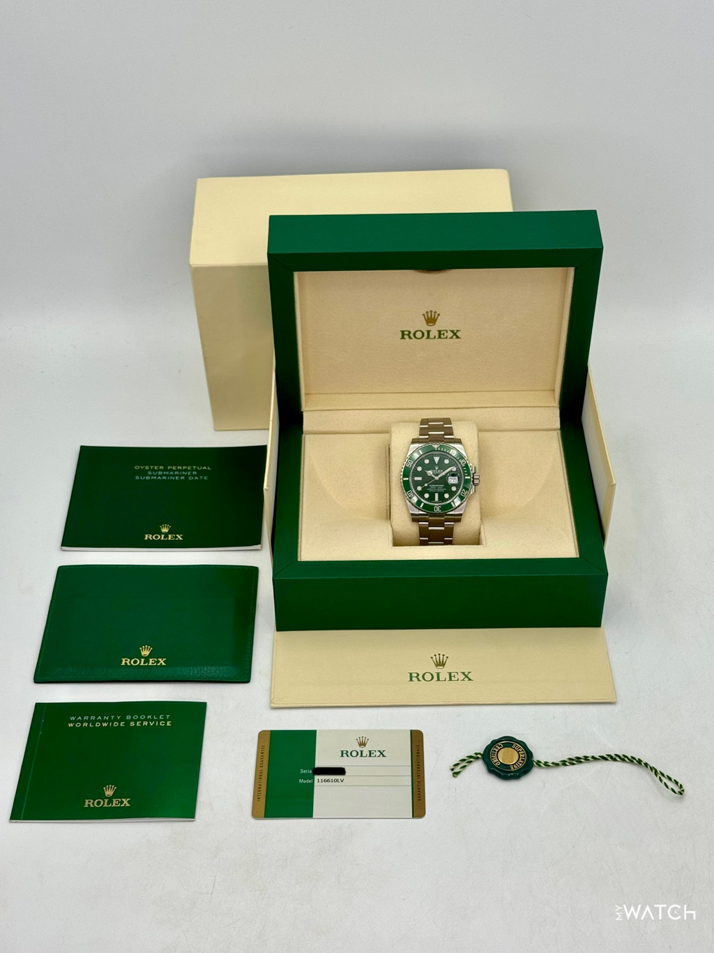 2018 Rolex Submariner “Hulk” 40mm 116610LV Green Dial