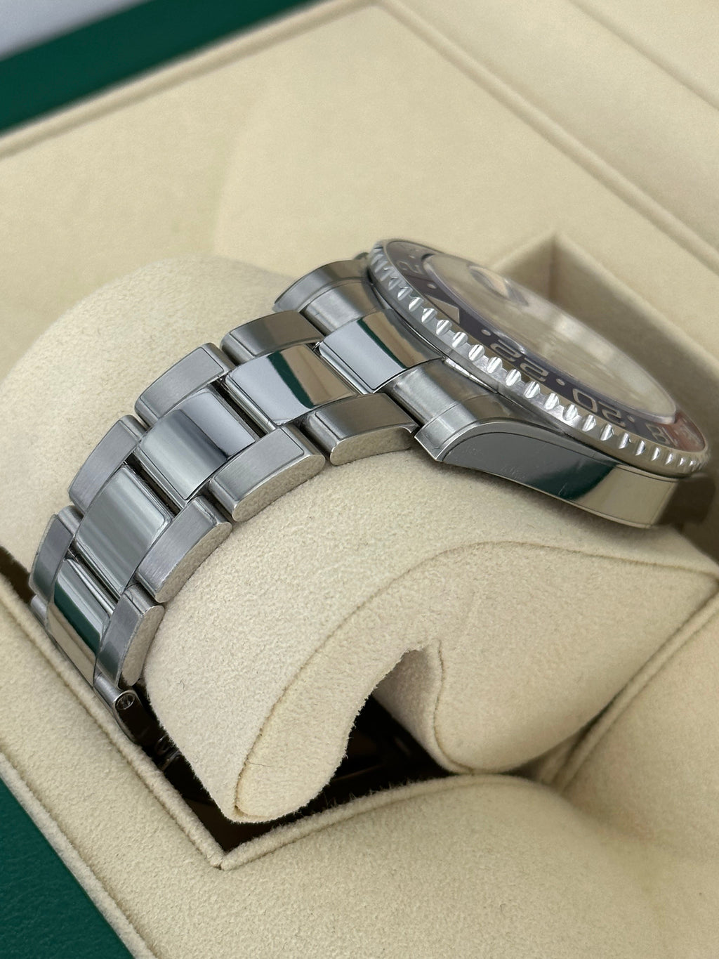 2022 Rolex GMT-Master II "Pepsi" 40mm 126710BLRO Oyster