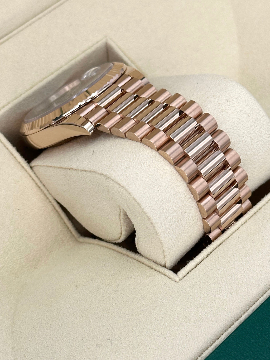 NEW 2024 Rolex Day-Date 40mm 228235 Presidential Rose Gold Olive Dial