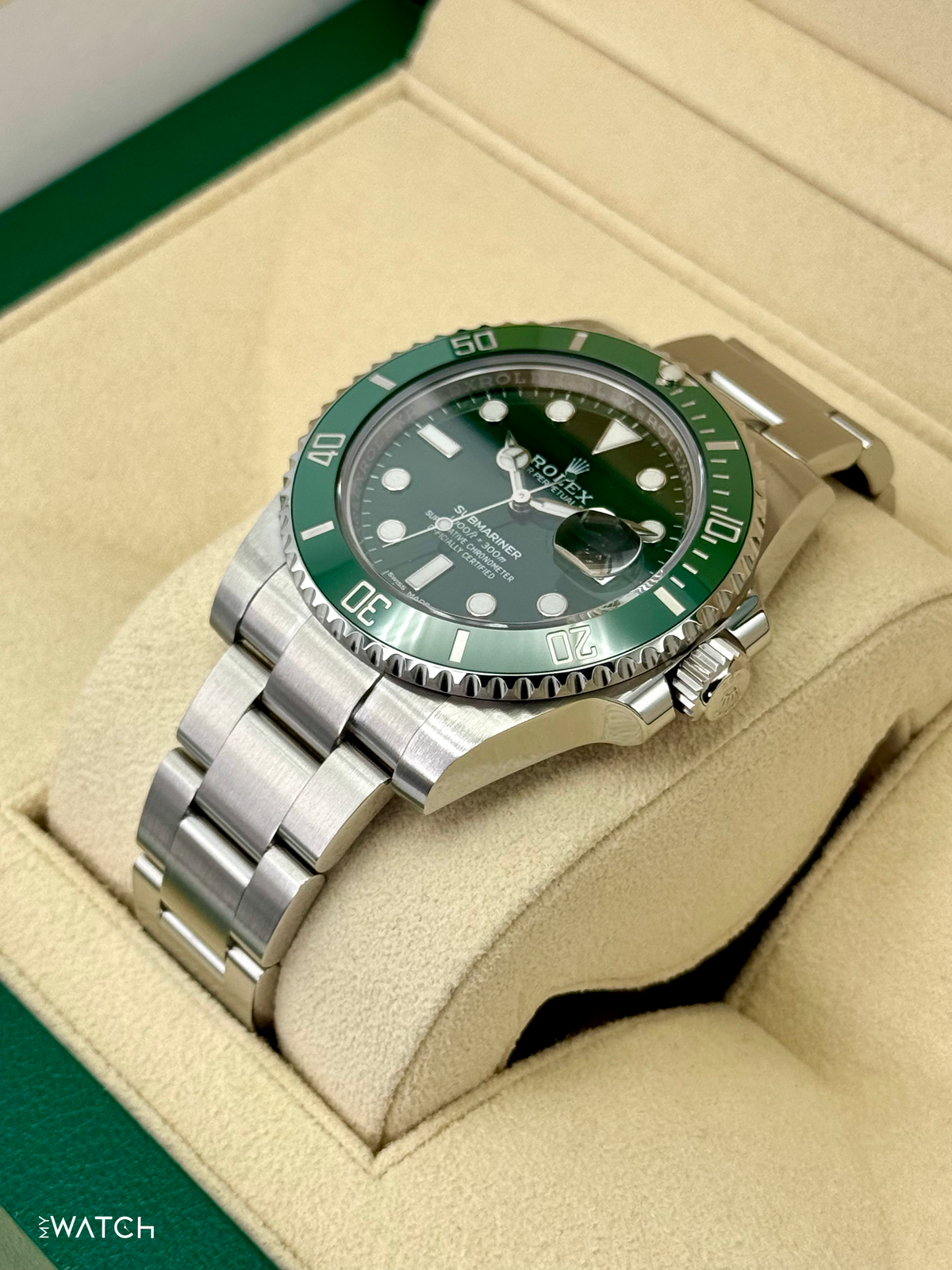 2018 Rolex Submariner “Hulk” 40mm 116610LV Green Dial