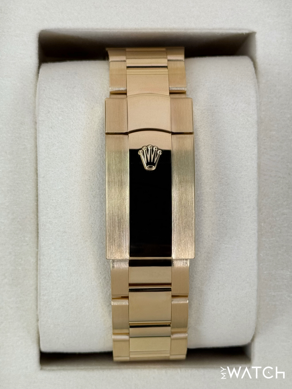 NEW 2026 Rolex Sky-Dweller 42mm 336938 Yellow Gold Oyster Green Dial