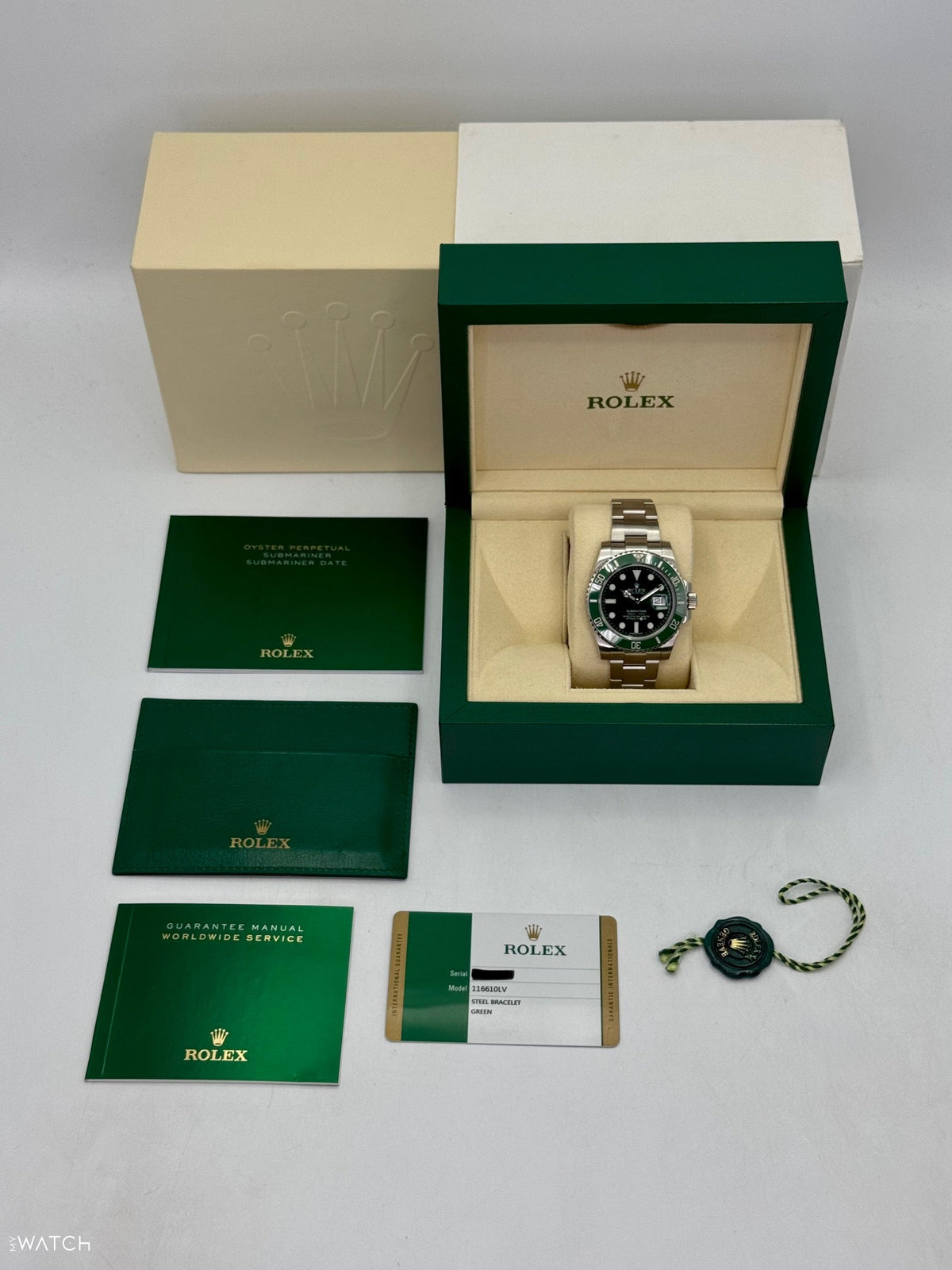 2015 Rolex Submariner "Hulk" 40mm 116610LV Green Dial