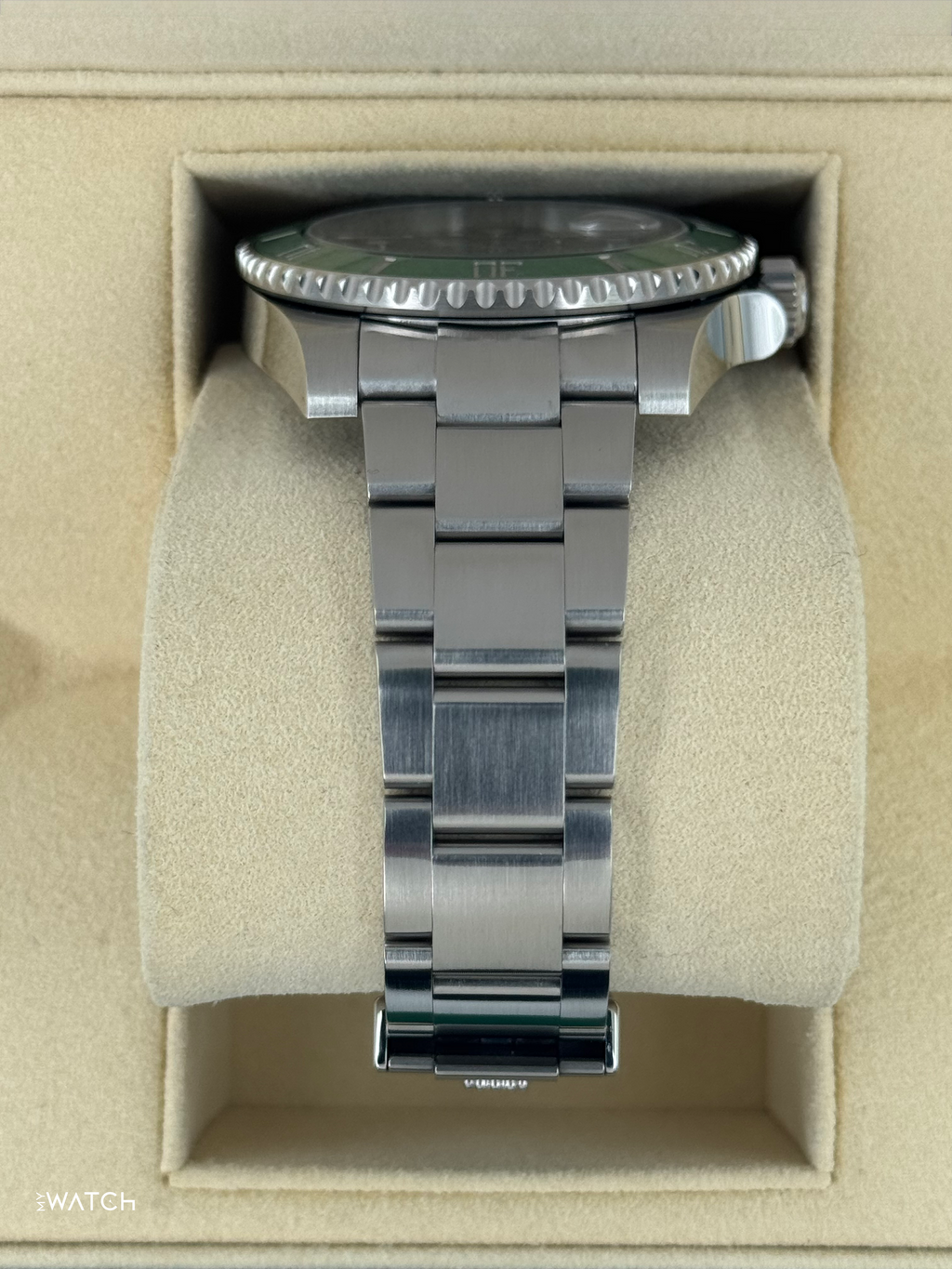 2017 Rolex Submariner "Hulk" 40mm 116610LV Green Dial