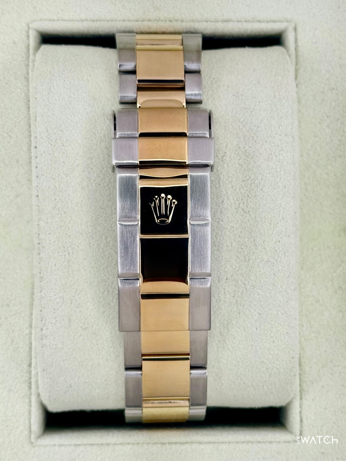 2009 Rolex Submariner 40mm 16613LN Two-Tone Black Dial (Collectors Set)