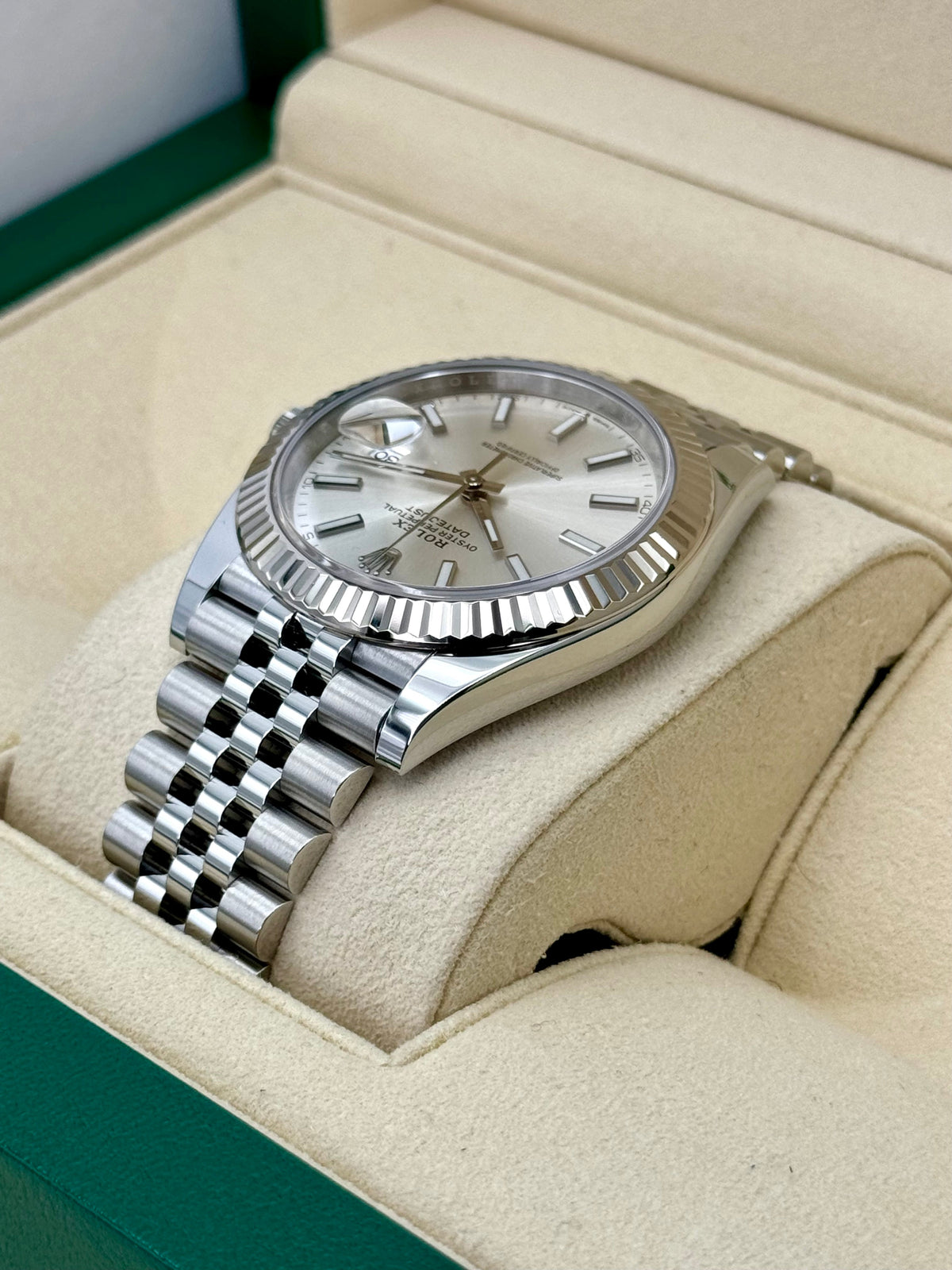 2020 Rolex Datejust 41mm 126334 Stainless Steel Jubilee Silver Dial