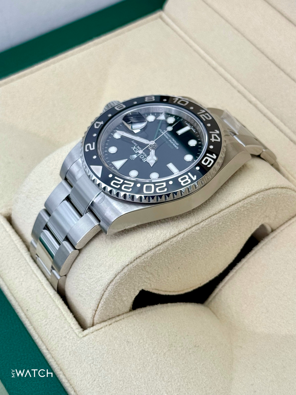 NEW 2017 Rolex GMT-Master II 40mm 116710LN Stainless Steel Black Dial (STICKERED)