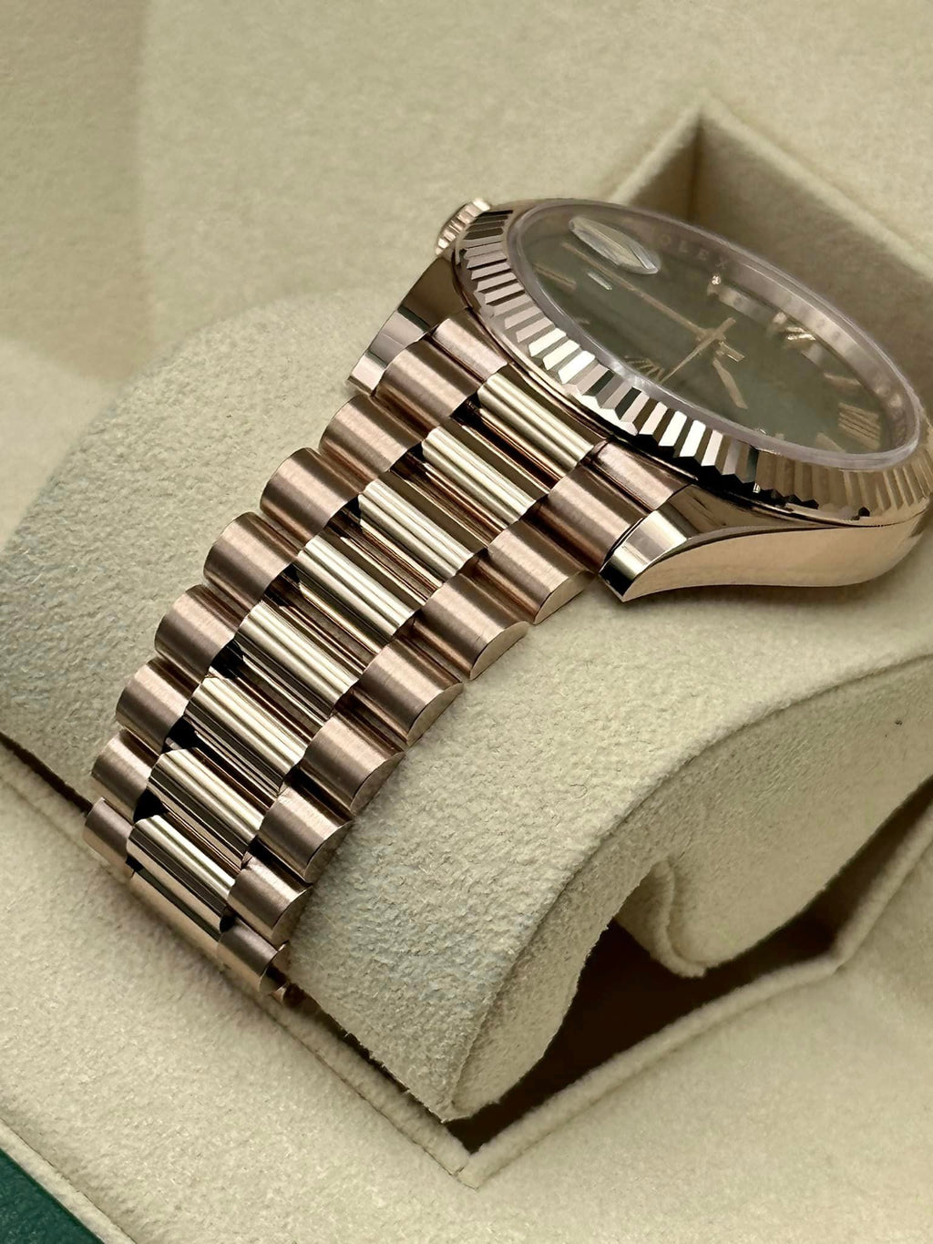 NEW 2022 Rolex Day-Date 40 228235 Rose Gold Olive Dial Arabic Calendar