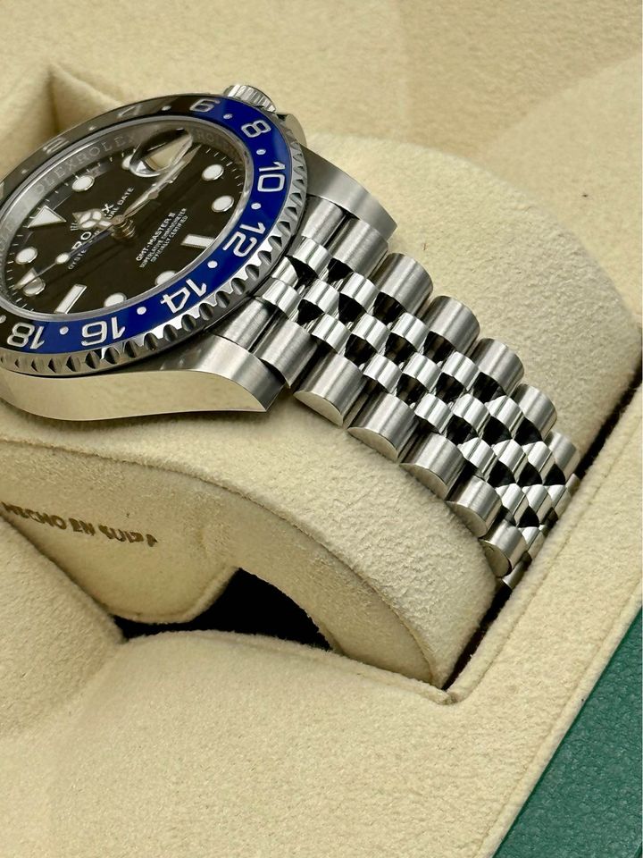 NEW 2022 Rolex GMT-Master II “Batgirl” 40mm 126710BLNR Jubilee Black Dial