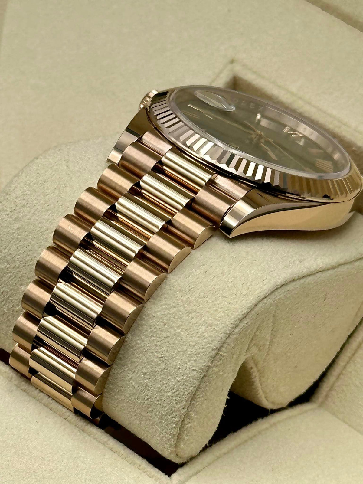 NEW 2023 Rolex Day-Date 40mm 228235 Presidential Rose Gold Green Dial