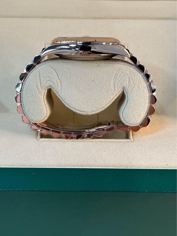 2020 Rolex Day-Date 40mm 228235 Presidential Rose Gold Sundust Dial