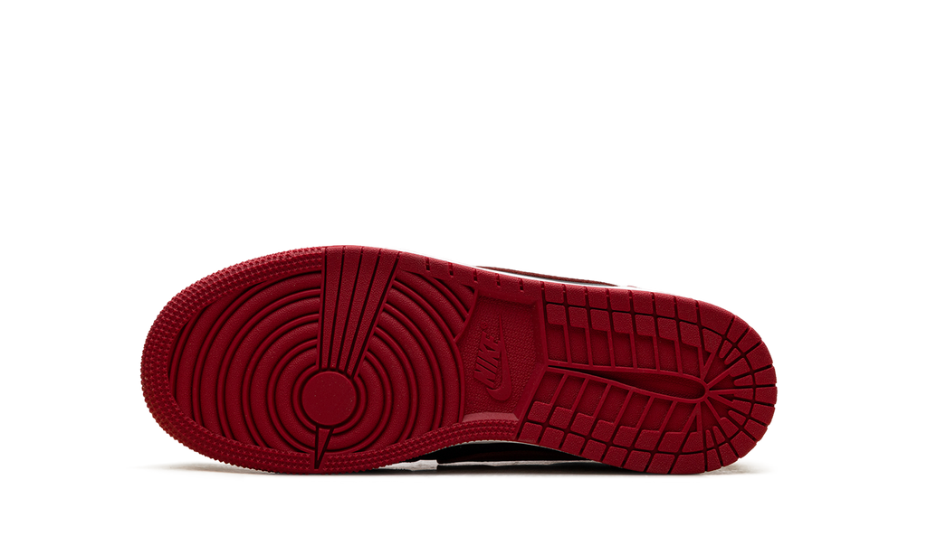 Air Jordan 1 Low OG GS "Banned (2026)" IW6277 001