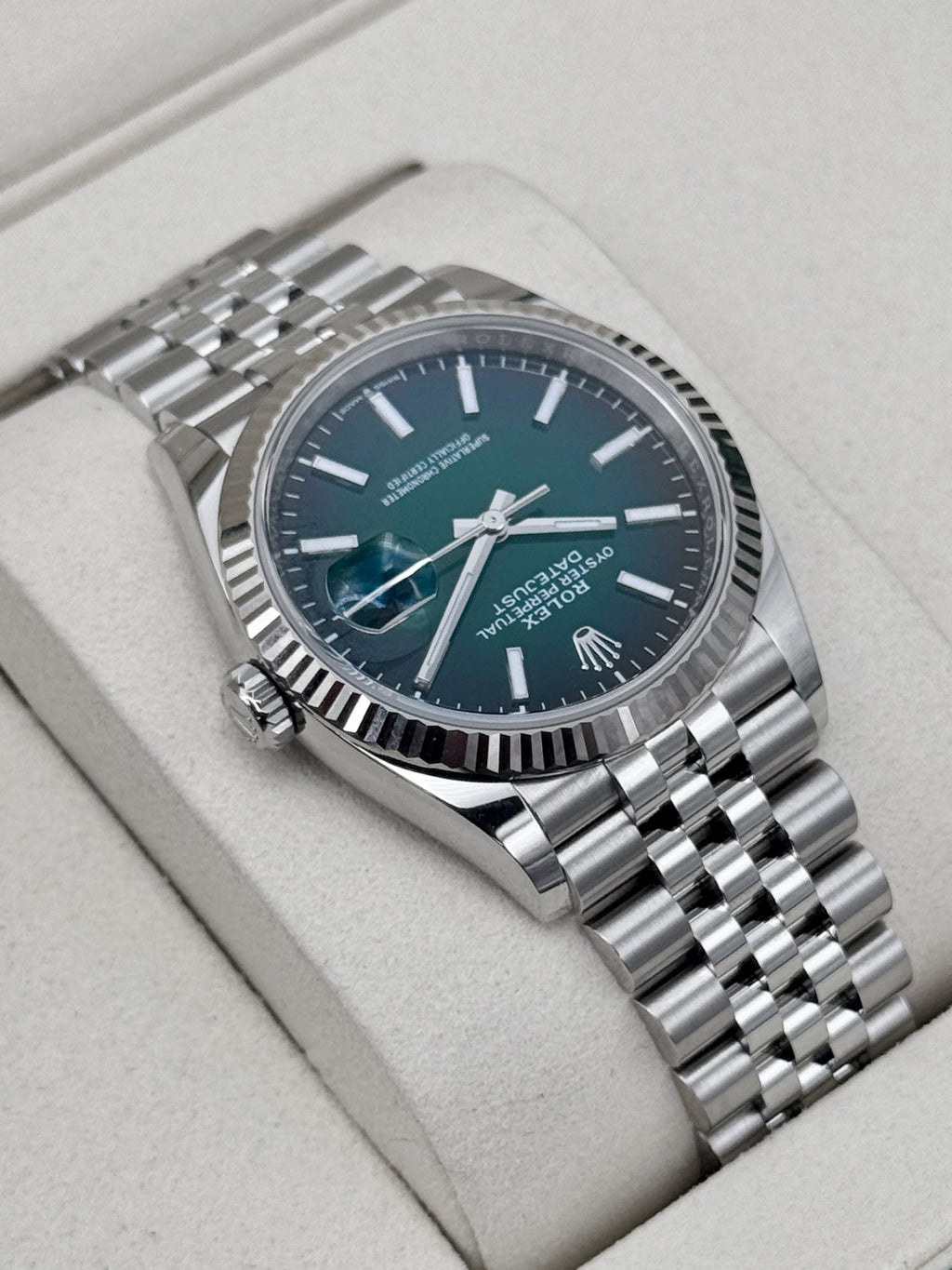 2026 Rolex Datejust 36mm 126234 Stainless Steel Jubilee Green Ombre Dial