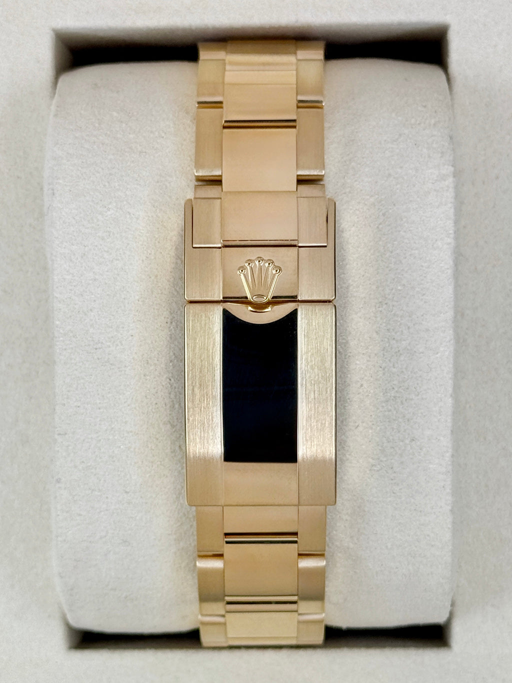 2025 Rolex Daytona 40mm 126508 18K Yellow Gold Black Dial