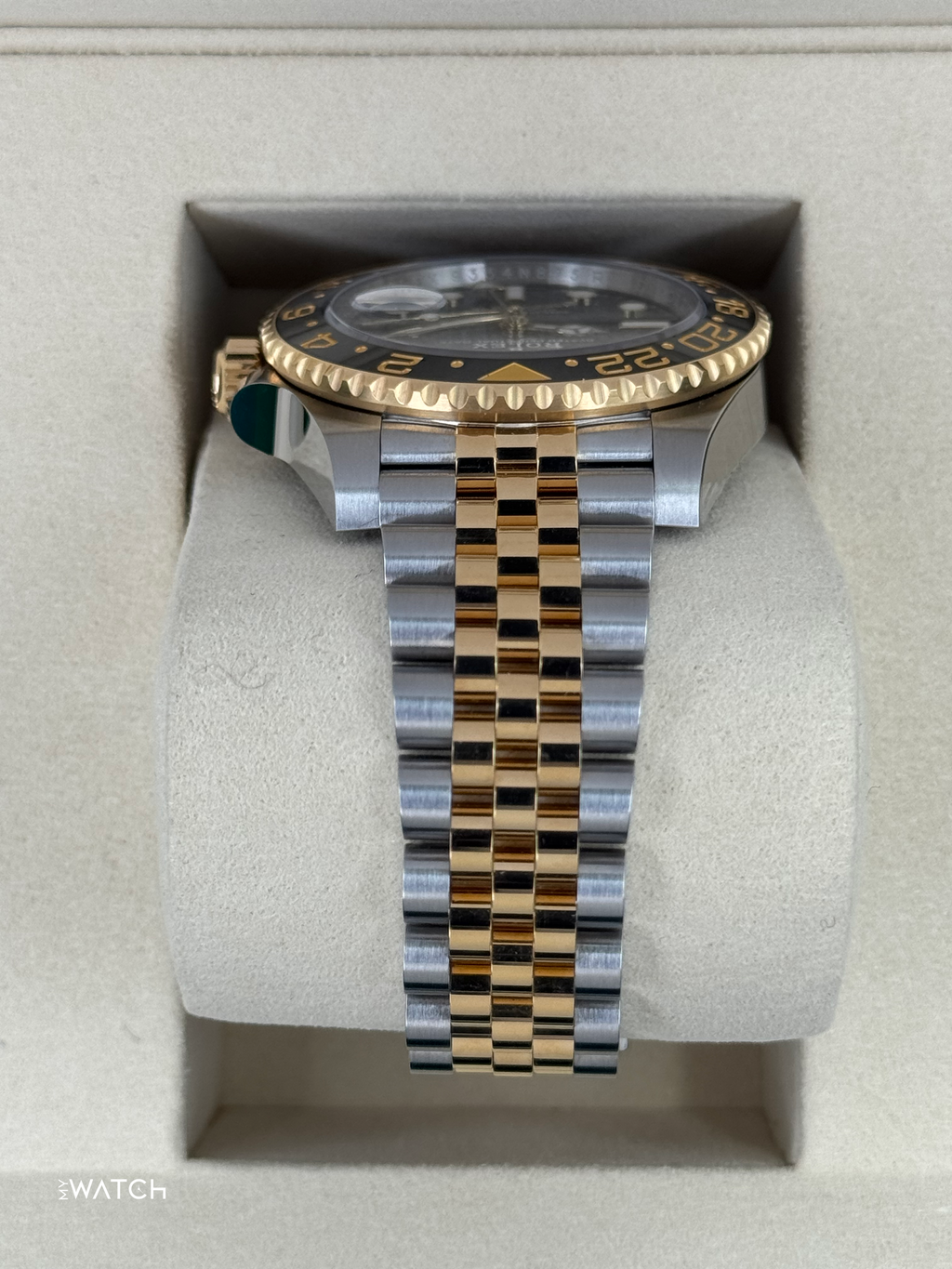 NEW 2025 Rolex GMT-Master II 40mm 126713GRNR Two-Tone Jubilee (STICKERED)