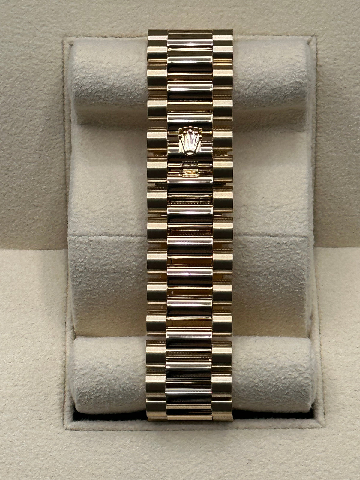 2019 Rolex Day-Date 40mm 228238 Presidential Champagne Dial
