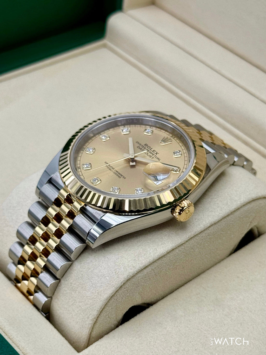 NEW 2026 Rolex Datejust 41mm 126333 Two-Tone Jubilee Champagne Diamond Dial