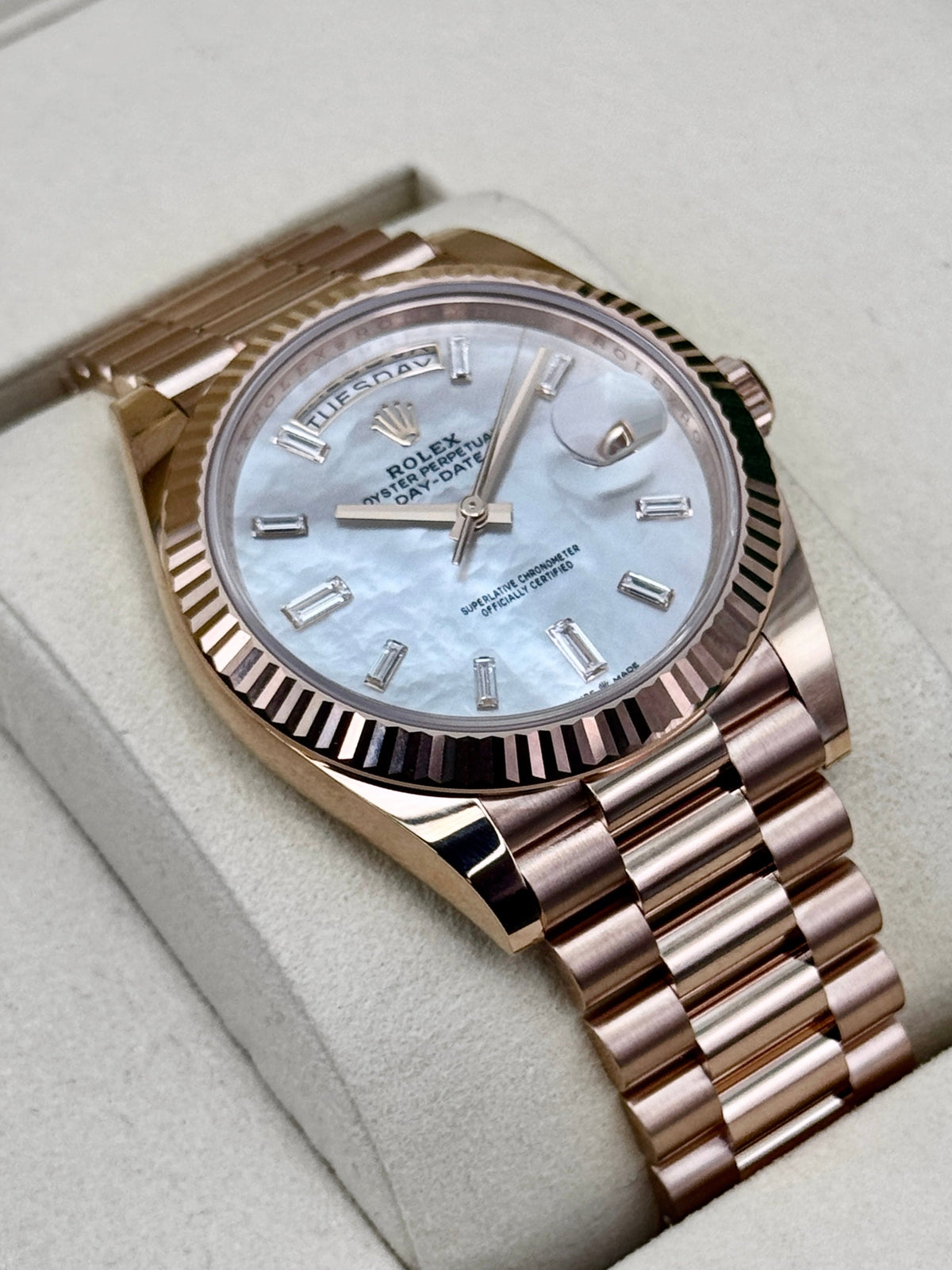 NEW 2026 Rolex Day-Date 40mm 228235 Rose Gold Mother of Pearl Diamond Dial