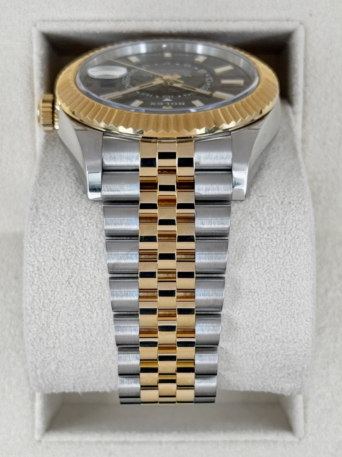 2025 Rolex Sky-Dweller 42mm 336933 Two-Tone Jubilee Black Dial