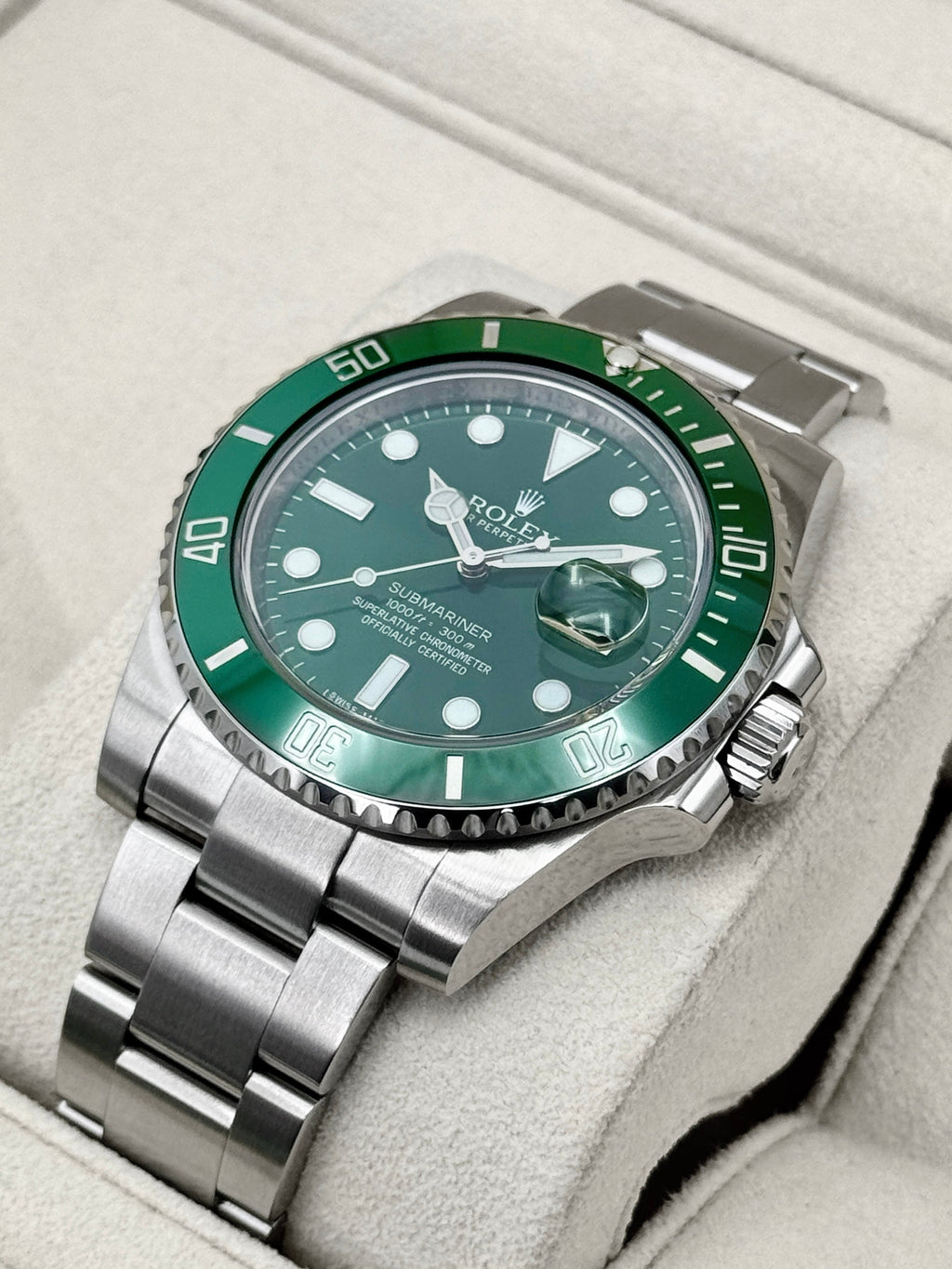 2015 Rolex Submariner Hulk 40mm 116610LV Green Dial