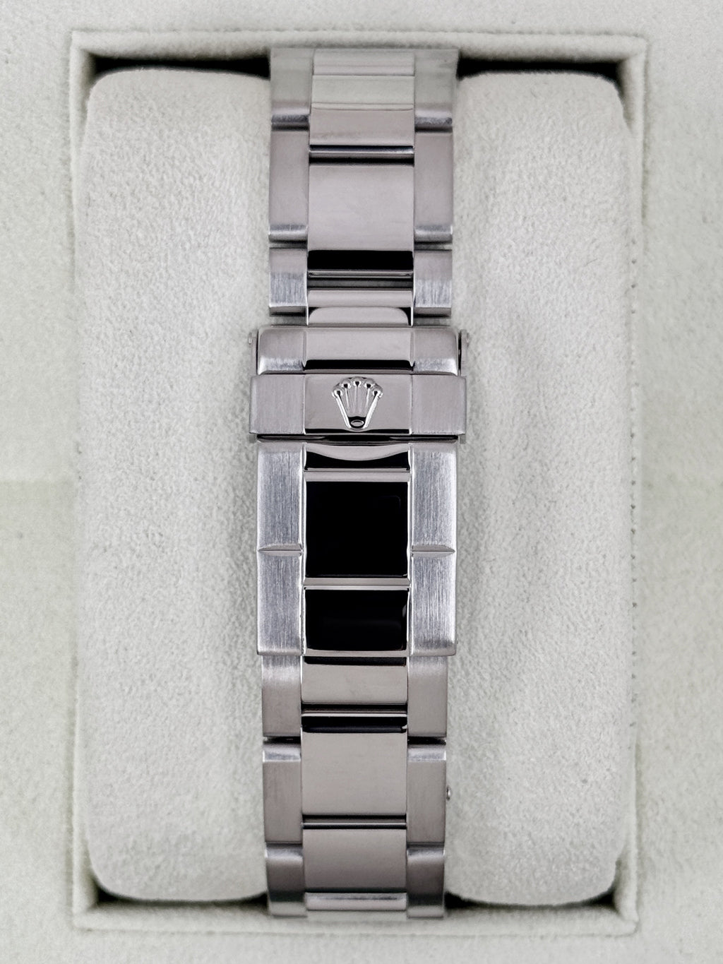 2005 Rolex Yacht-Master 40mm 16622 Platinum Bezel and Dial (Collectors Set)