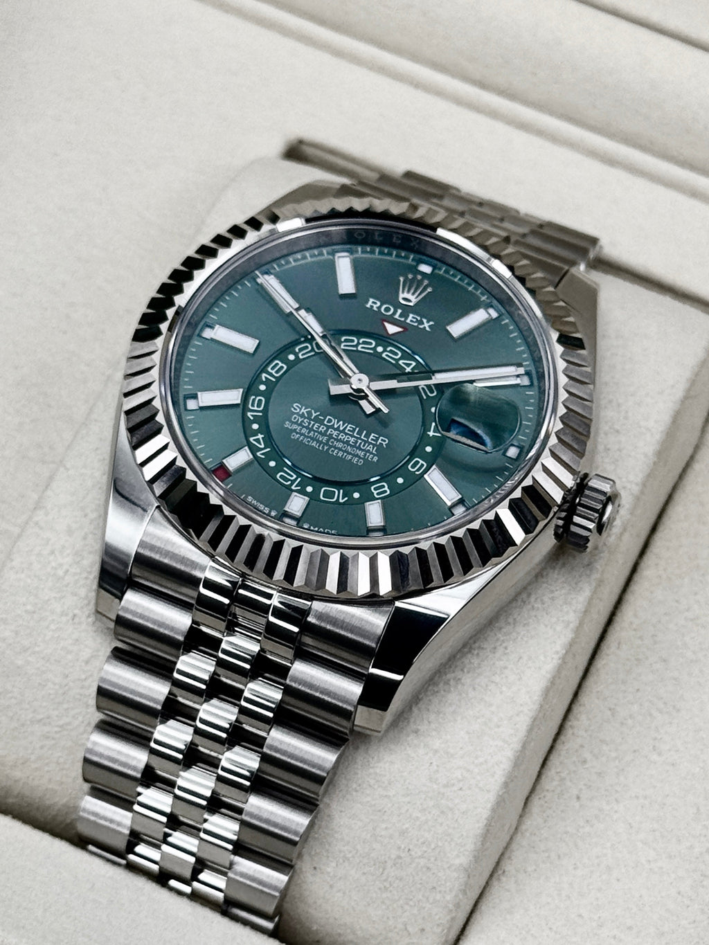 NEW 2026 Rolex Sky-Dweller 42mm 336934 Jubilee Green Dial (NEW STYLE CARD)