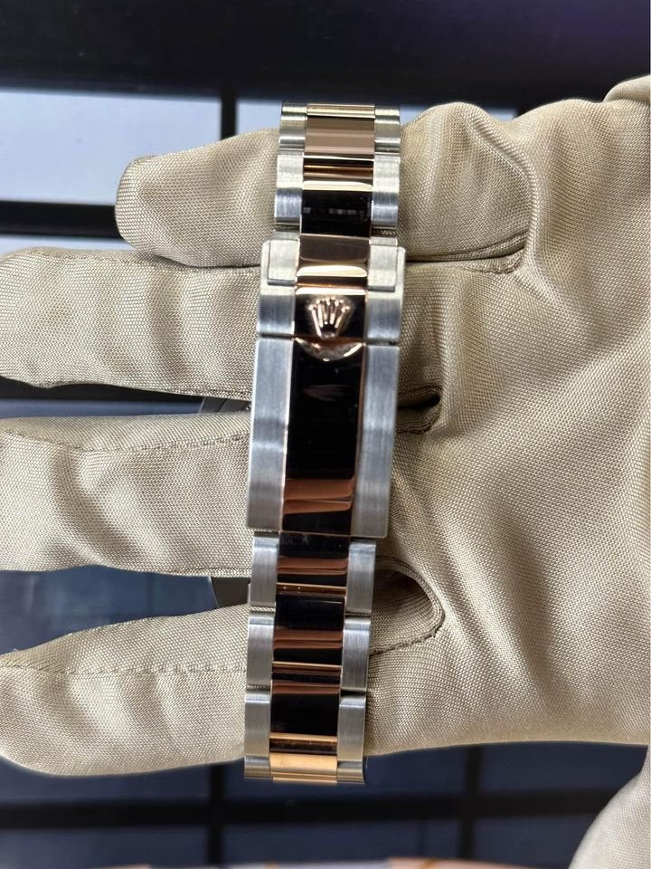 New 2020 Rolex GMT-Master II "Rootbeer" 40mm 126711CHNR Two-Tone