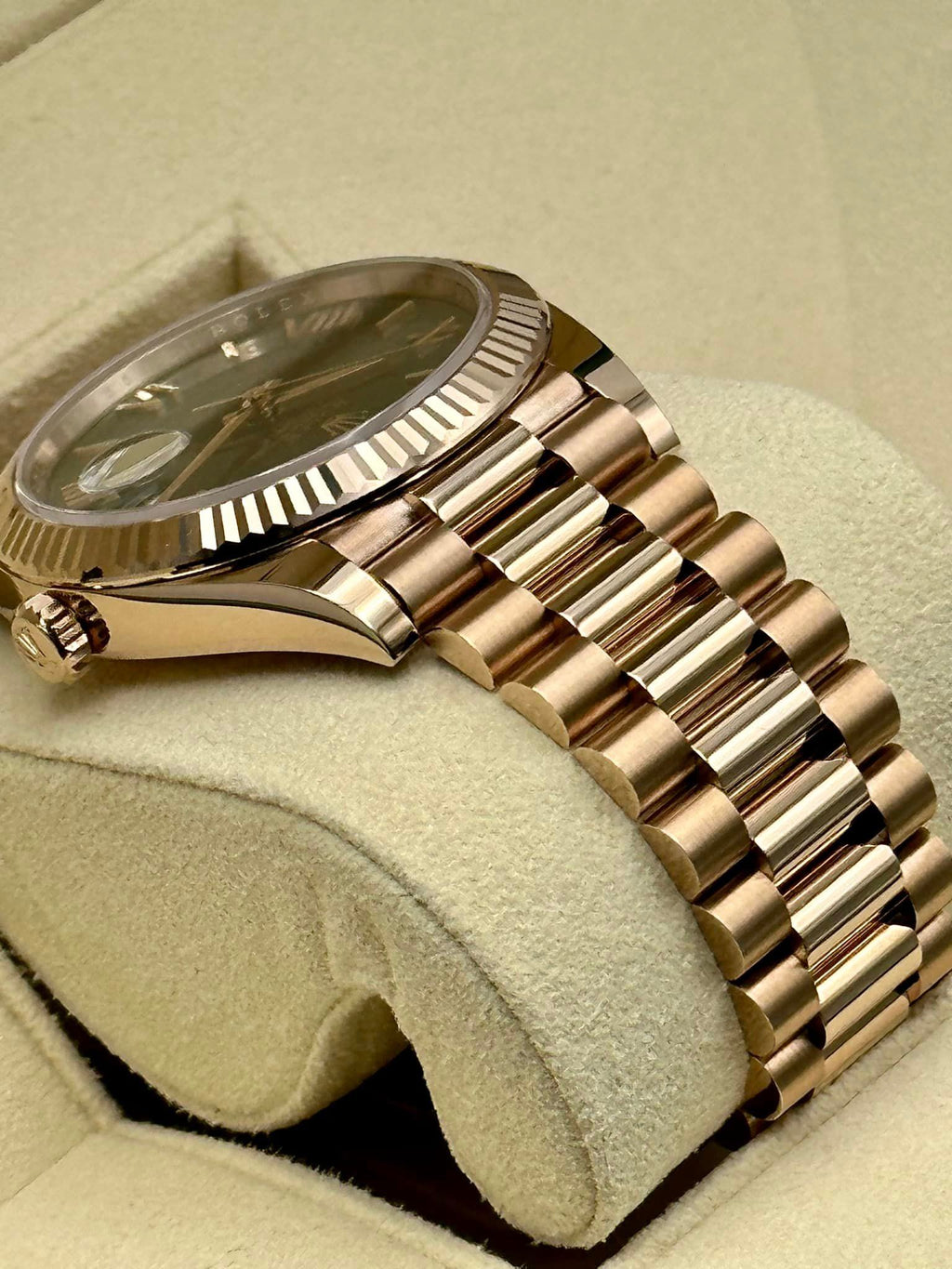 NEW 2023 Rolex Day-Date 40mm 228235 Presidential Rose Gold Green Dial