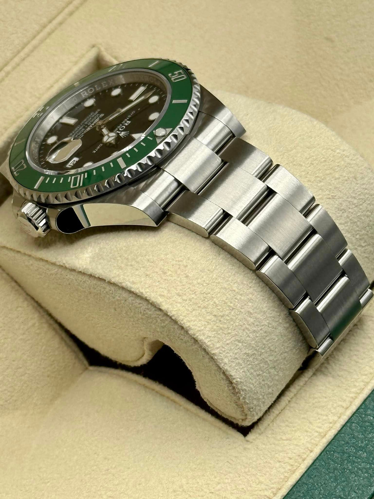 NEW 2023 Rolex Submariner "Starbucks" 41mm 126610LV Black Dial