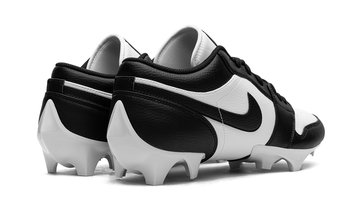 Jordan 1 Low TD Cleat "Panda" FJ6245 100