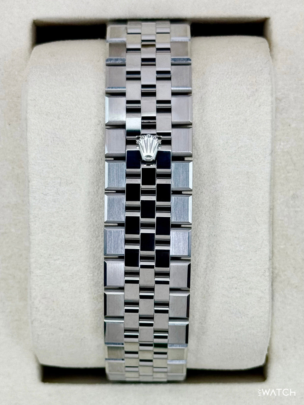NEW 2026 Rolex Land-Dweller 36mm 127234 Stainless Steel Flat Jubilee White Dial