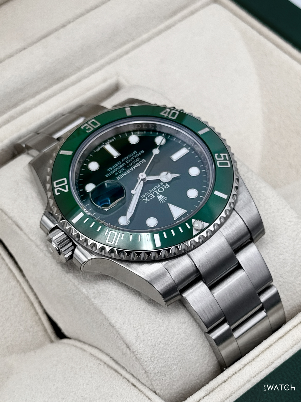 2016 Rolex Submariner “Hulk” 40mm 116610LV Green Dial (STICKERED)