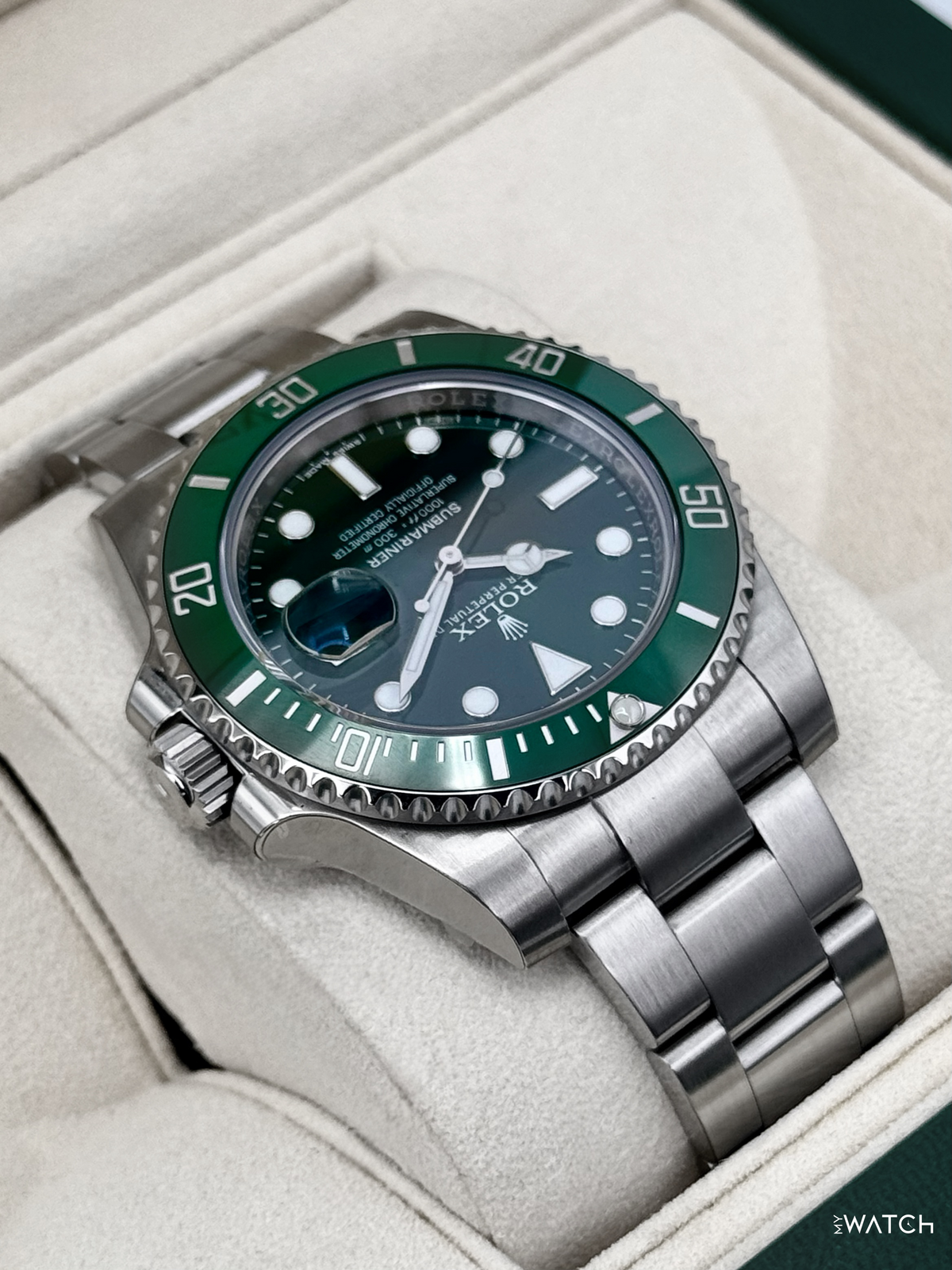 2016 Rolex Submariner “Hulk” 40mm 116610LV Green Dial (STICKERED)