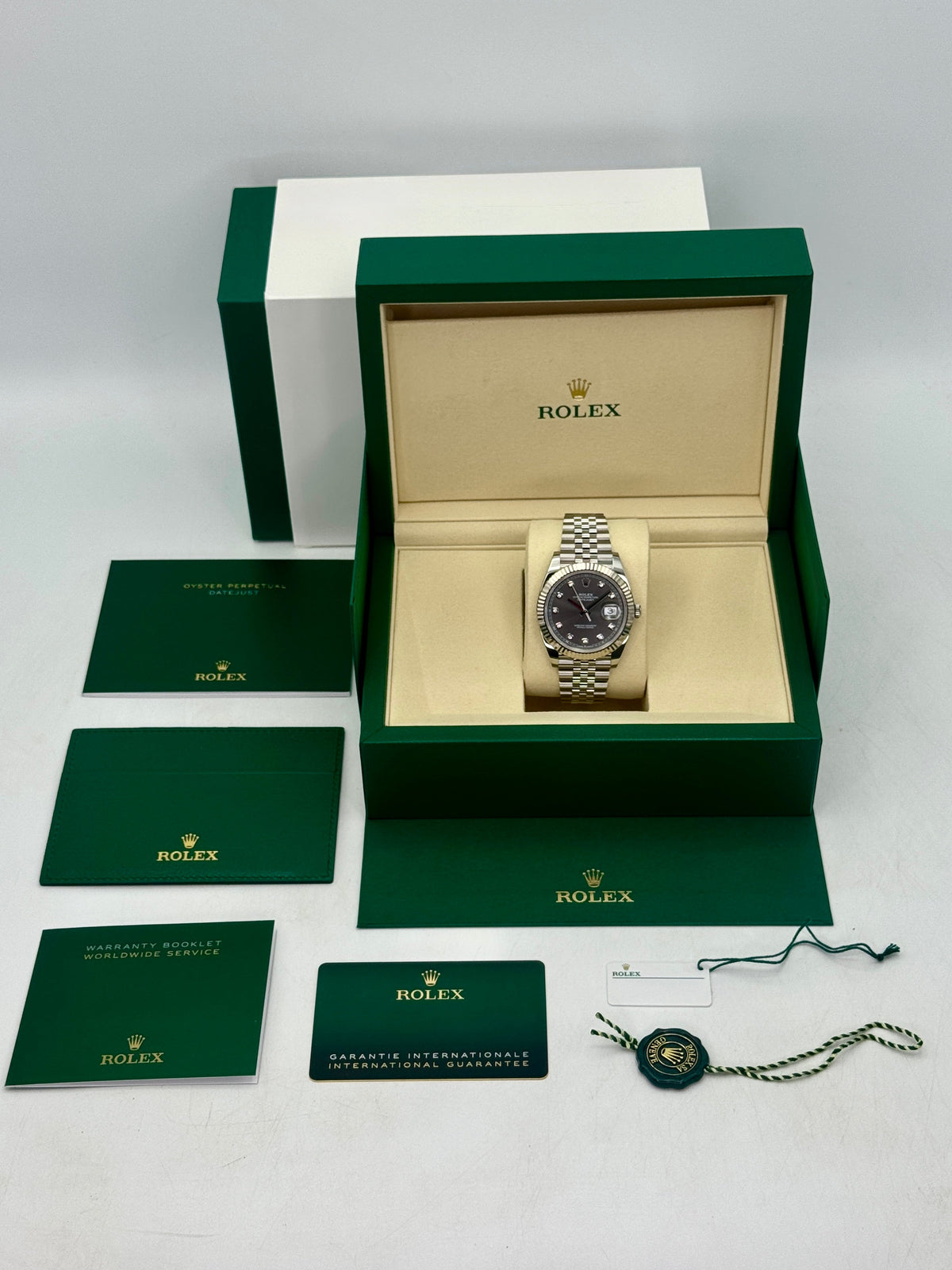 NEW 2026 Rolex Datejust 41mm 126334 Stainless Steel Jubilee Rhodium Diamond Dial