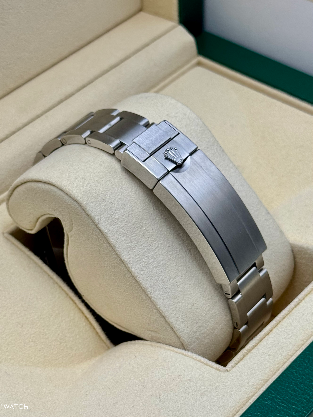 2019 Rolex Submariner “Hulk” 40mm 116610LV Green Dial