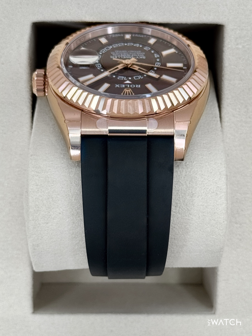 NEW 2026 Rolex Sky-Dweller 42mm 336235 Rose Gold Oysterflex Chocolate Dial (STICKERED)