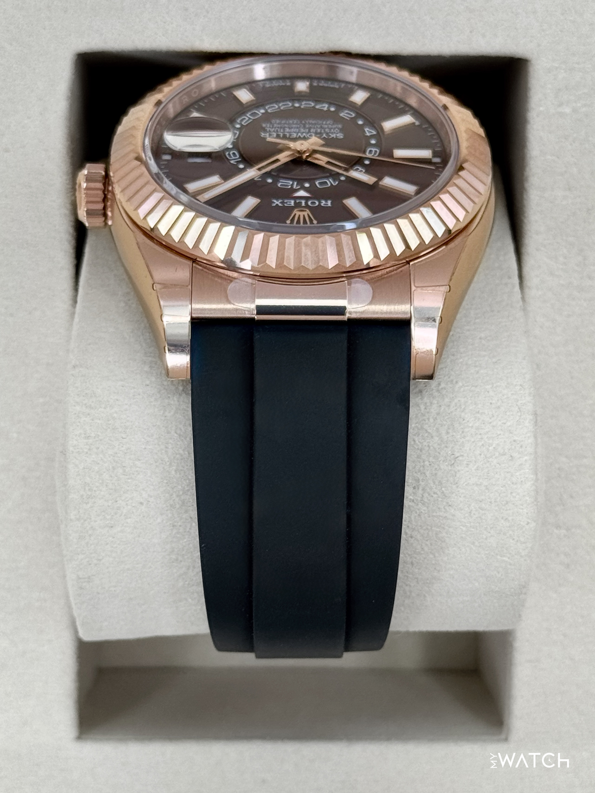 NEW 2026 Rolex Sky-Dweller 42mm 336235 Rose Gold Oysterflex Chocolate Dial (STICKERED)