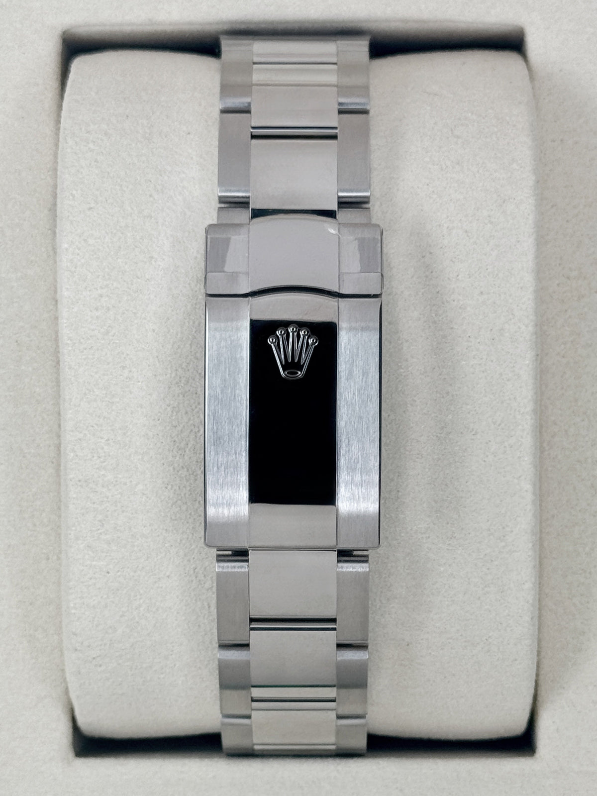 NEW 2026 Rolex Datejust 41mm 126334 Stainless Steel Oyster Wimbledon Dial (STICKERED)