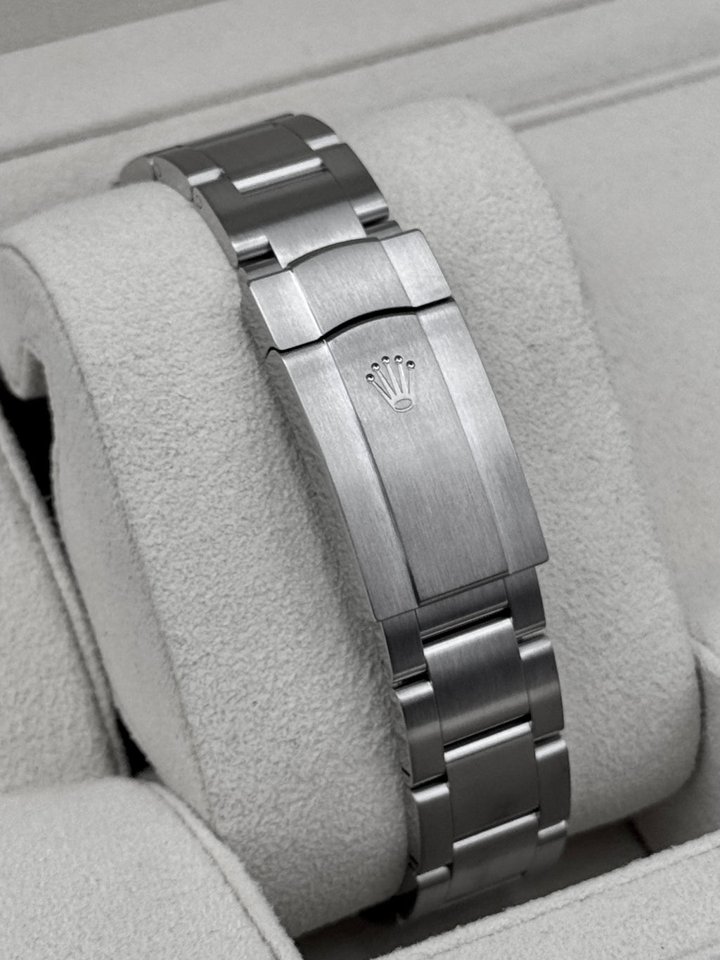 2023 Rolex Oyster Perpetual 41mm 124300 Black Dial