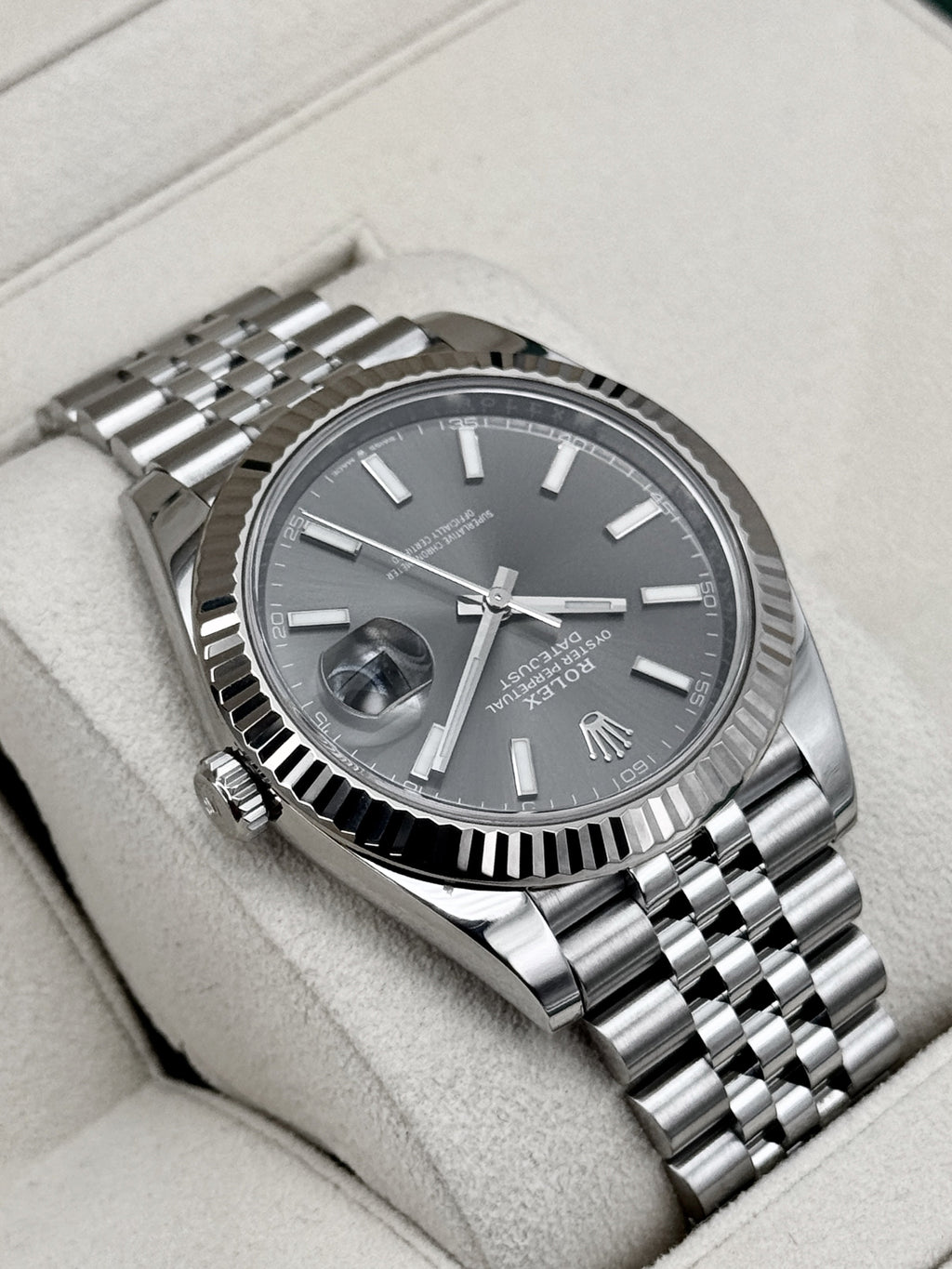 2021 Rolex Datejust 41mm 126334 Stainless Steel Jubilee Rhodium Dial
